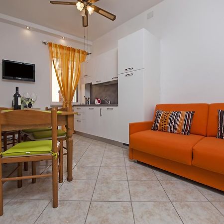 רוביני Rm Apartment Pusta מראה חיצוני תמונה