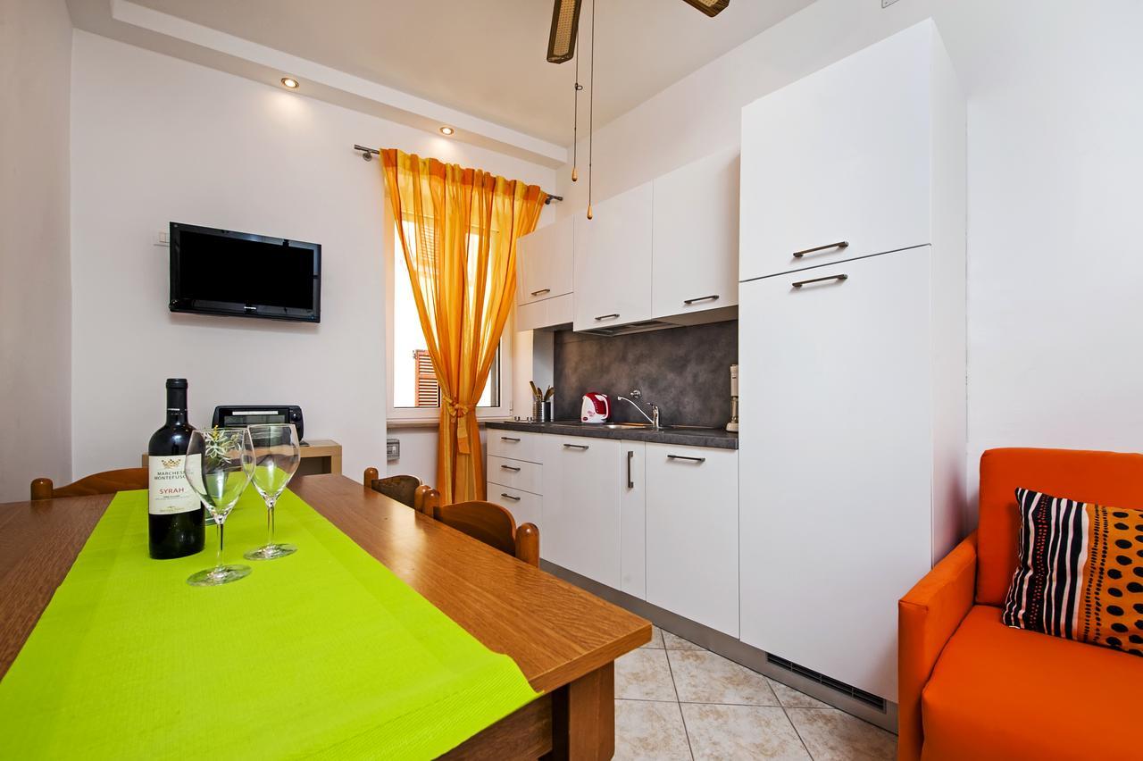 רוביני Rm Apartment Pusta מראה חיצוני תמונה